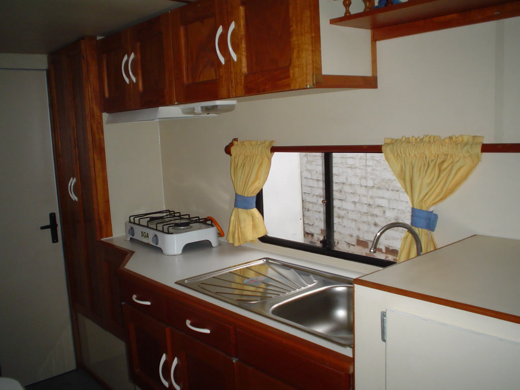 Camper - frontal